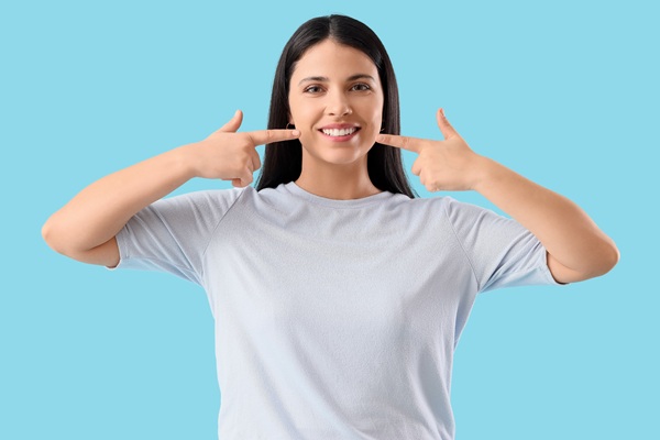 Reasons To Consider Teeth Whitening At A Dental Office